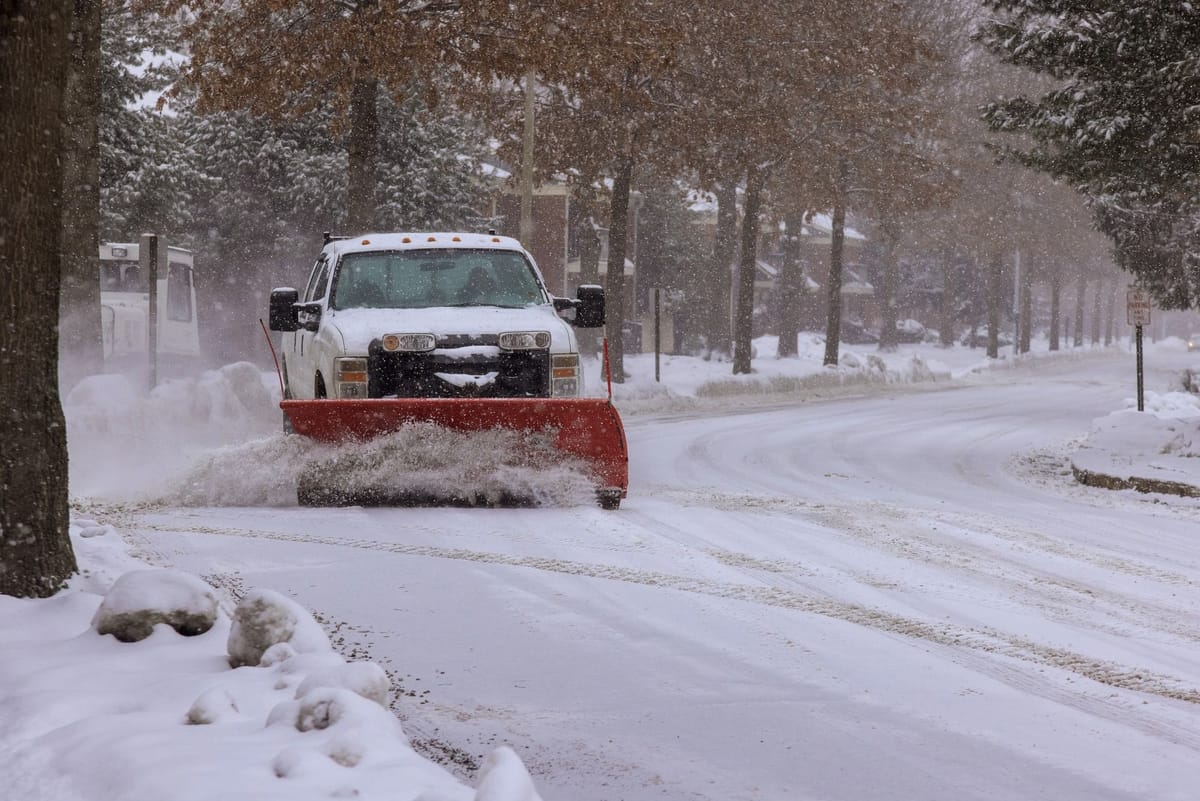 Winterdienst-Fahrzeuge und Räumtechnik in Gilching